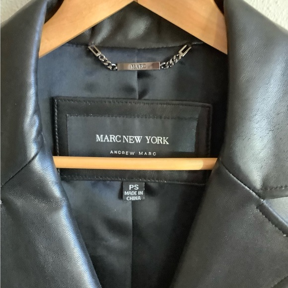Black. Fantastic LEATHER Marc New York jacket. Car coat length. - Picture 6 of 8